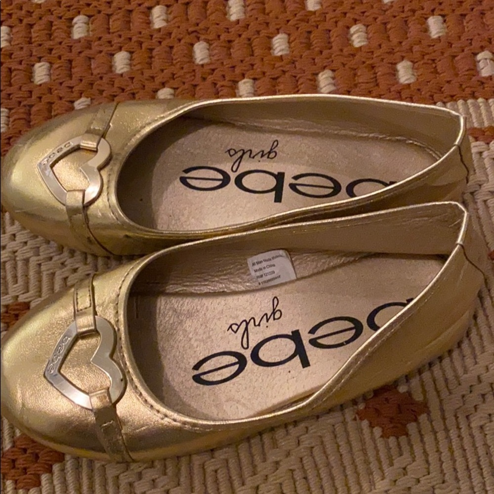 Giles flats .